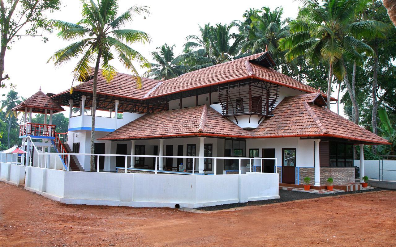 Hôtel Chaandhni Lake View à Alappuzha Extérieur photo